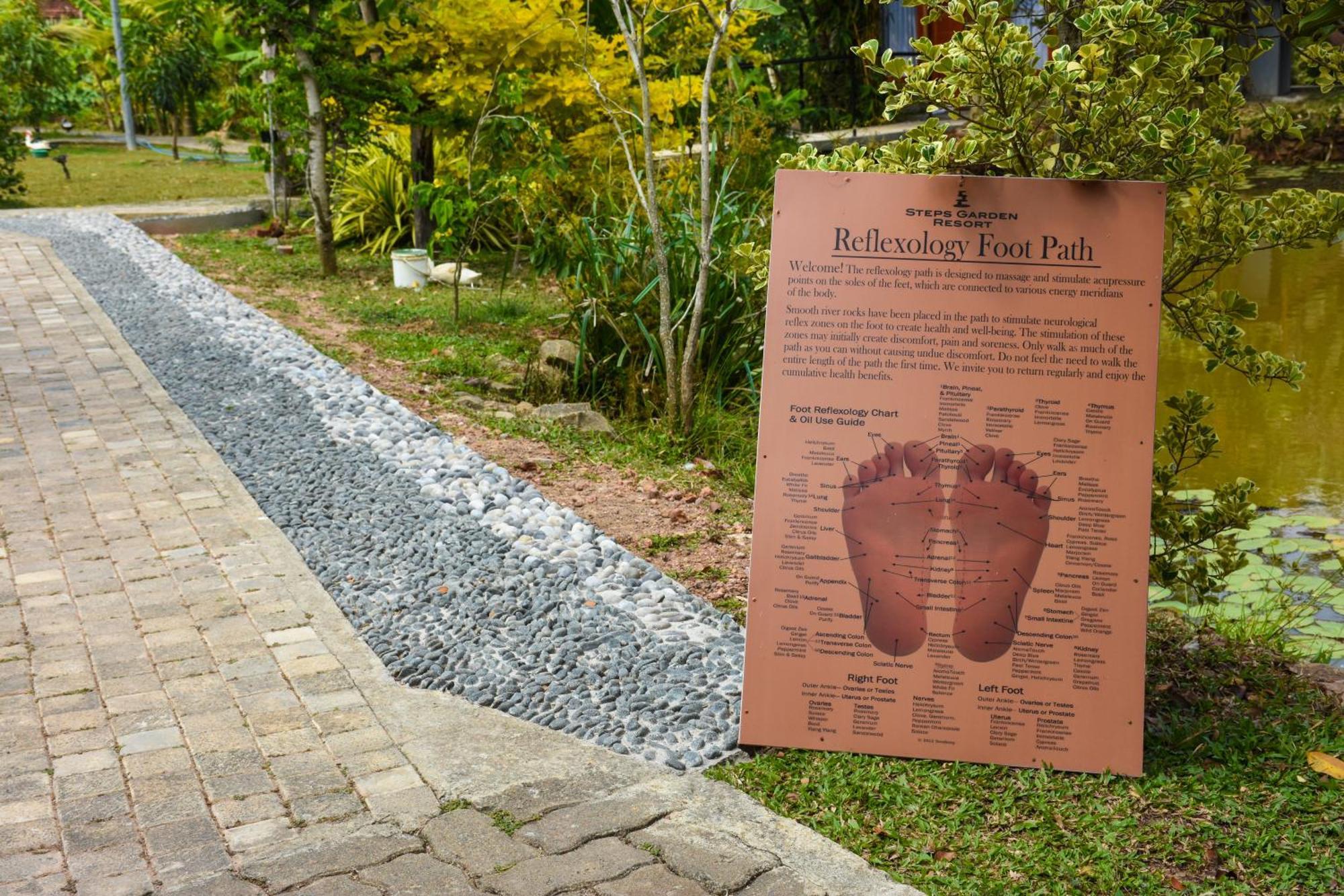 Steps Garden Resort Negombo Exterior foto