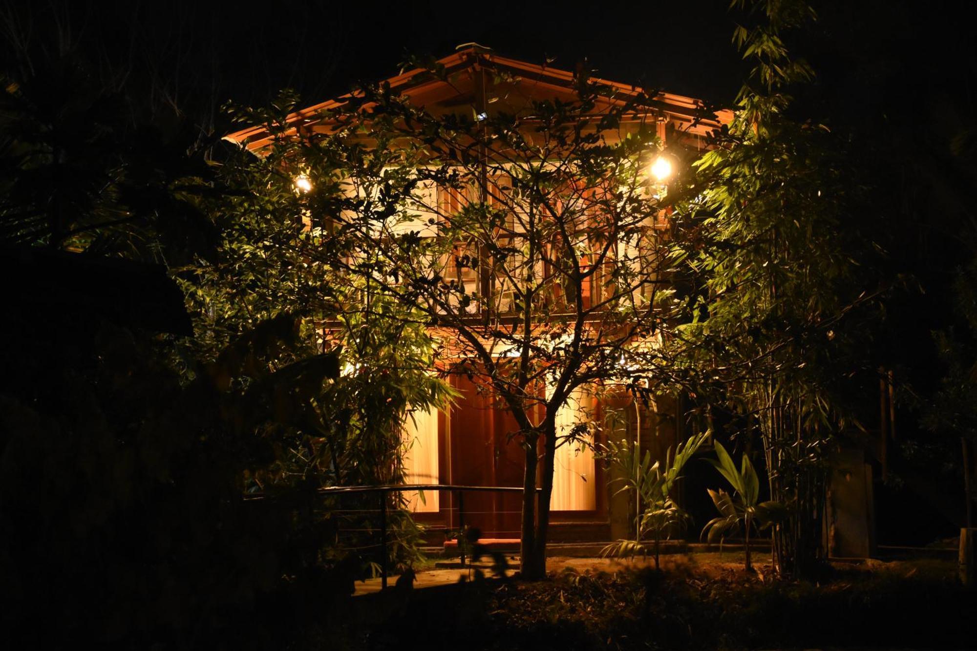 Steps Garden Resort Negombo Exterior foto