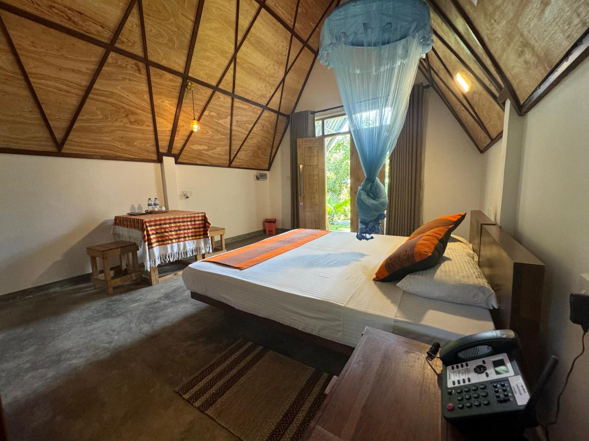 Steps Garden Resort Negombo Exterior foto